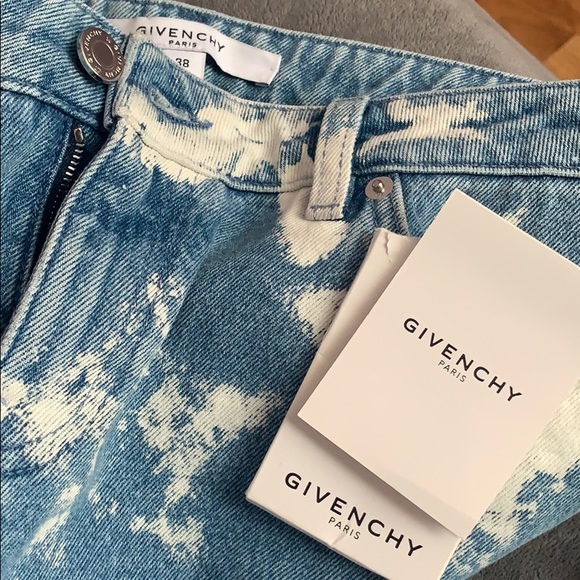 Givenchy Star Bleached Denim Jeans - Picture 13 of 13